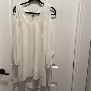 White shift dress - open sleeves